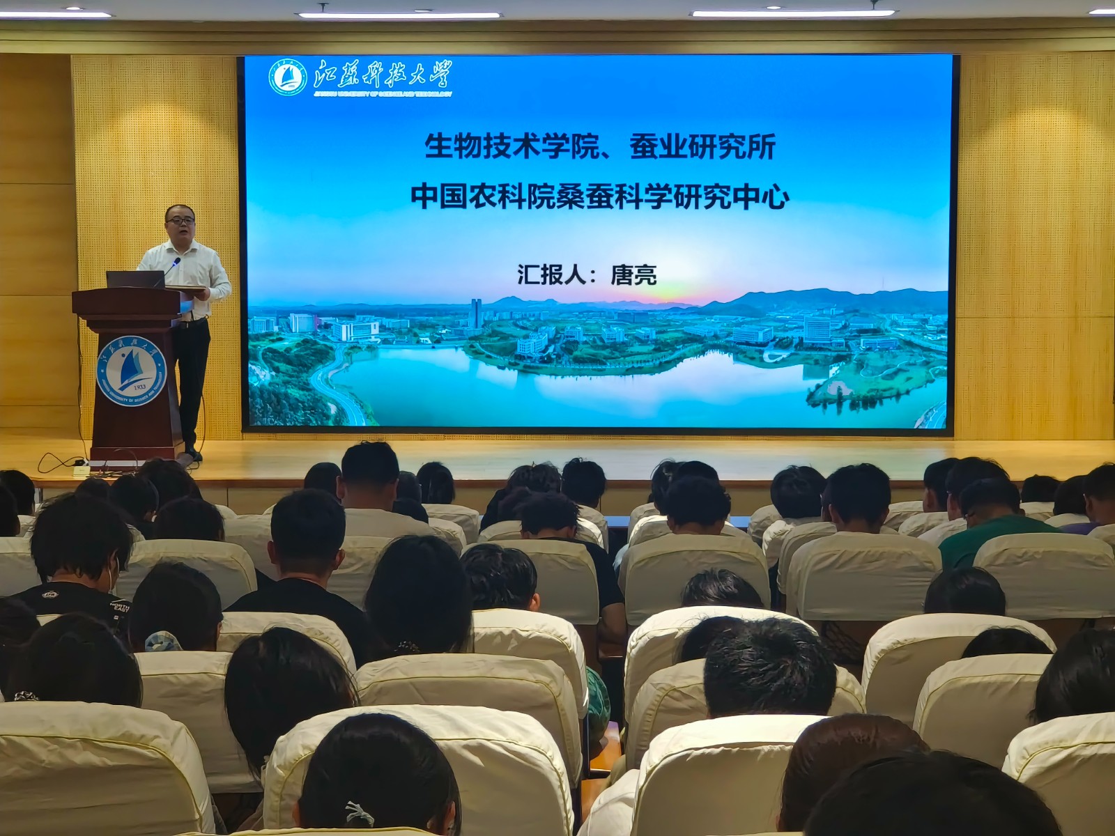 1761026911811907.jpg D2A1F641C21EDBE2584B93D2BA06AB73.jpg